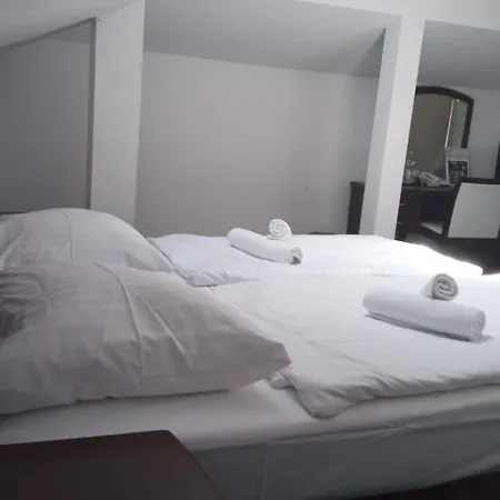 Willa Alexander Resort & Spa - Caloroczny Kryty Basen Mielno  Room photo