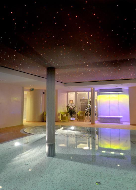 Aparthotel Alexander & - Caloroczny Kryty Basen