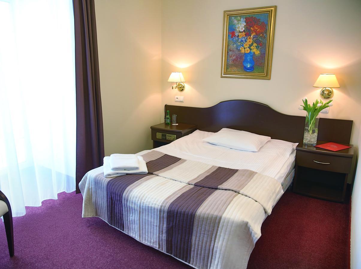 Alexander & - Caloroczny Kryty Basen 3* Mielno (Koszalin)