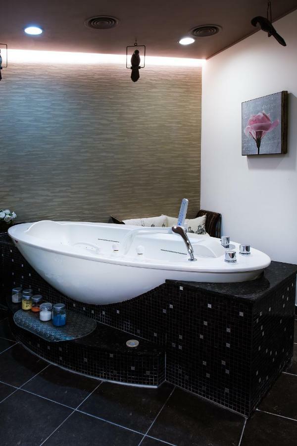 Aparthotel Alexander & - Caloroczny Kryty Basen 3*